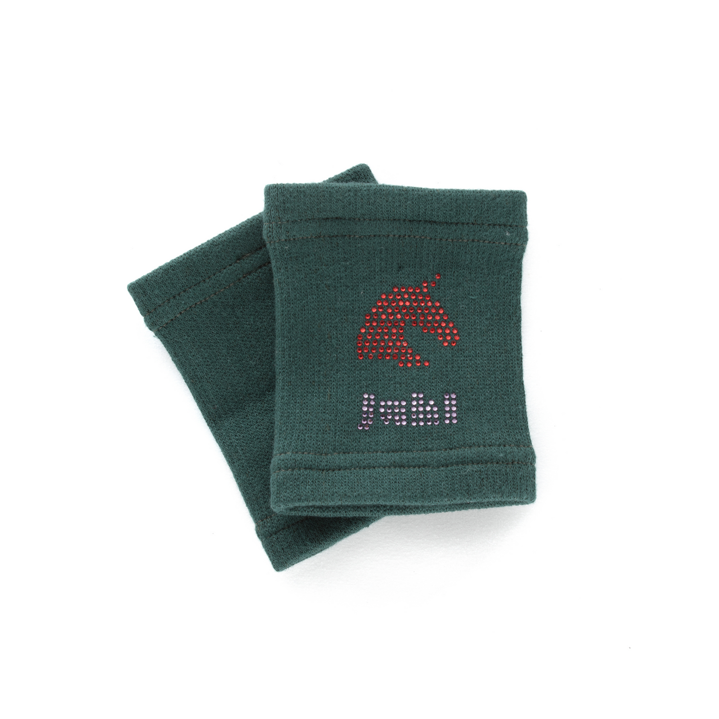 Tmavě zelená sportovní potítka s logem JUHI, ideální doplněk pro mladé jezdkyně a hobbyhorsing.