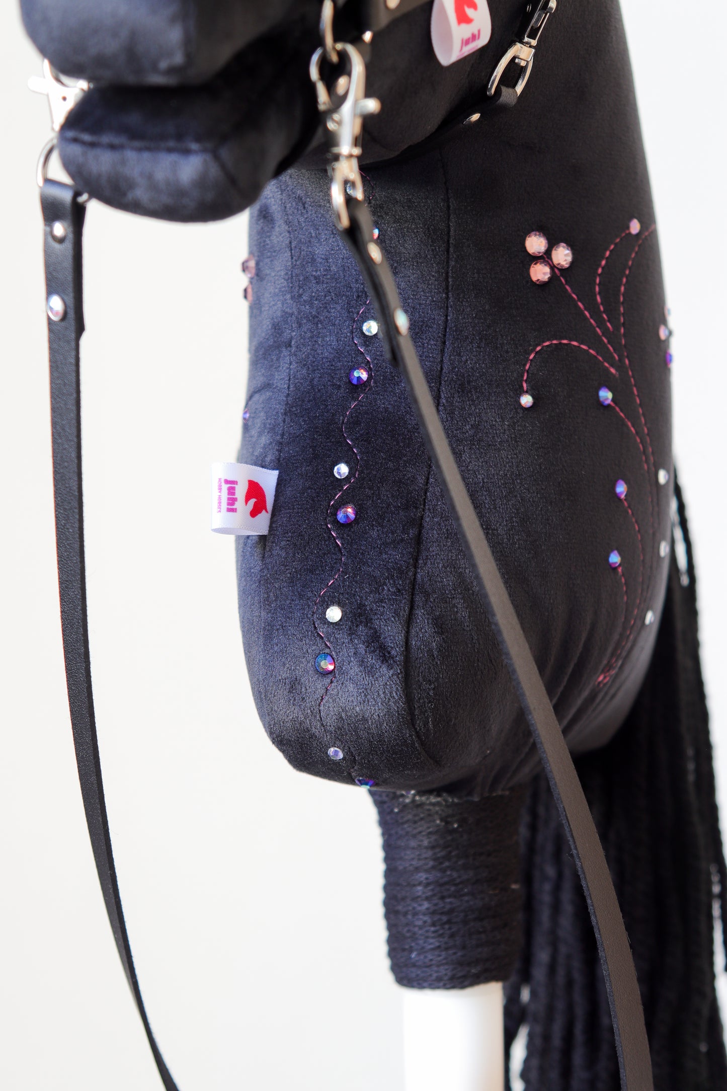 Black Diamond se Swarovski kamínky - Sportovní pony