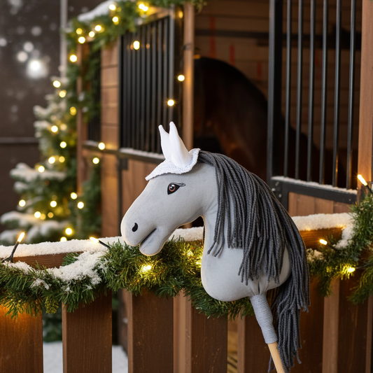 Čabraka háčkovaná - Bílostříbrná - Hříbě